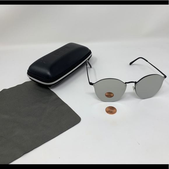 Shein mirror sunglasses - Picture 1 of 8